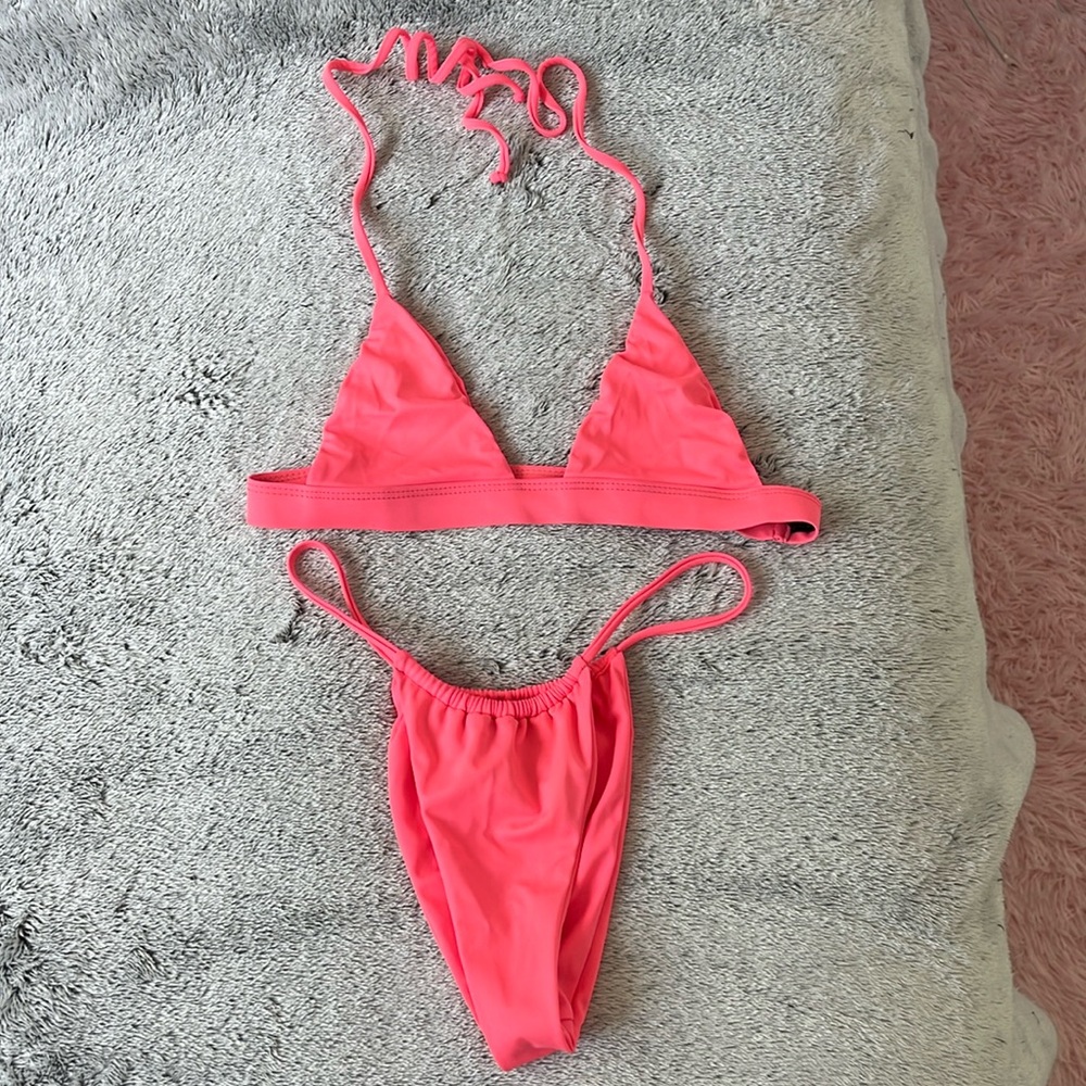 Disruptive youth bikini